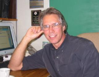Dr. Kent Norman